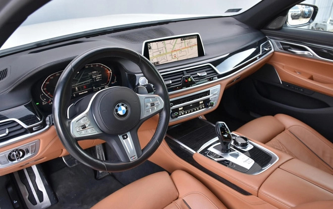 BMW Seria 7 cena 339900 przebieg: 72800, rok produkcji 2021 z Rzgów małe 106